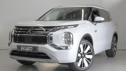 Occasion Mitsubishi Outlander Instyle 136 PK (100 kW) 2025 SUV
