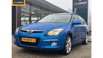 Blauw (metallic) Gebruikt 2010 Hyundai i30 Dynamiq Stationwagen | € 2.950 (Eerlijke prijs)