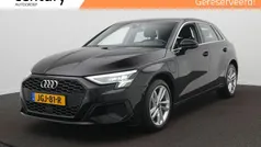 Zwart Gebruikt 2022 Audi A3 Sportback e-tron Advanced Hatchback | € 25.450 (Super prijs)