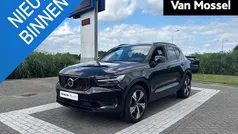 Zwart Gebruikt 2022 Volvo XC40 R-Design SUV | € 38.940 (Eerlijke prijs)