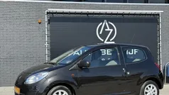 Zwart Gebruikt 2011 Renault Twingo Hatchback | € 1.999 (Goede deal)