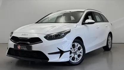 Wit Occasion 2022 Kia Ceed Sportswagon Stationwagen | € 19.950 (Eerlijke prijs)