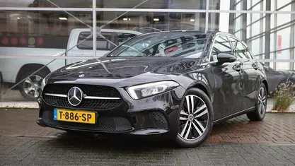 Occasion Mercedes A200 Progressive 163 PK (119 kW) 2021 Zwart Hatchback