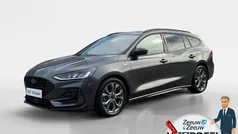 Magnetic (donker grijs) Gebruikt 2023 Ford Focus ST-Line Stationwagen | € 22.440 (Eerlijke prijs)