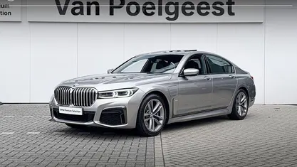 Grijs Occasion 2019 BMW 745e Executive Sedan | € 49.900 (Eerlijke prijs)