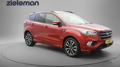 Occasion 2018 Ford Kuga Vignale SUV | € 15.845 (Eerlijke prijs)