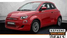Rood Nieuw 2025 Fiat 500e Urban Hatchback | € 27.795 (Goede deal)