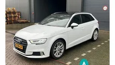 Wit, metallic lak Gebruikt 2017 Audi A3 Sportback S-line plus Hatchback | € 19.299 (Eerlijke prijs)