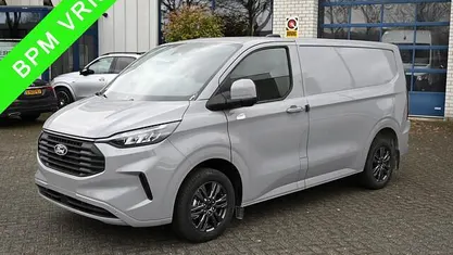 Grijs Gebruikt 2024 Ford Transit Custom Limited Van | € 36.950 (Eerlijke prijs)