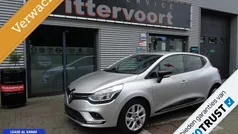 Zilver Gebruikt 2018 Renault Clio IV LIMITED Hatchback | € 9.950 (Eerlijke prijs)