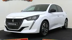 Wit, metallic lak Gebruikt 2023 Peugeot 208 Style Hatchback | € 17.245 (Eerlijke prijs)
