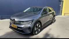 Gebruikt 2024 Renault Mégane Evolution Hatchback | € 27.695 (Eerlijke prijs)