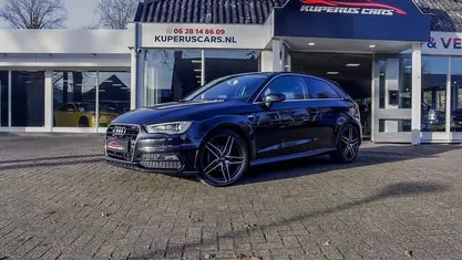 Zwart Occasion 2014 Audi A3 Ambition Hatchback | € 6.950 (Eerlijke prijs)