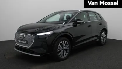 Zwart, metallic lak Gebruikt 2024 Audi Q4 e-tron SUV | € 41.900 (Eerlijke prijs)