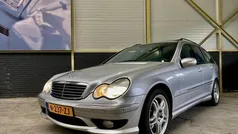 Grijs, metallic lak Gebruikt 2002 Mercedes C32 AMG AMG Stationwagen | € 11.499