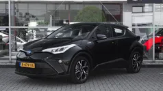 Zwart Gebruikt 2021 Toyota C-HR SUV | € 25.750 (Eerlijke prijs)
