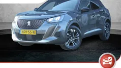 Grijs Gebruikt 2023 Peugeot 2008 Allure SUV | € 23.800 (Eerlijke prijs)