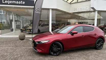 Hatchback Gebruikt 2020 Mazda 3 Active Hatchback | € 23.900 (Eerlijke prijs)