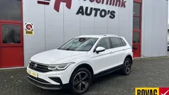 Wit Gebruikt 2021 VW Tiguan Business+ SUV | € 28.750 (Super prijs)