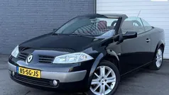 Zwart, metallic lak Gebruikt 2006 Renault Mégane Cabriolet Cabriolet | € 2.295 (Goede deal)