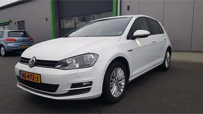 Wit (metallic) Gebruikt 2015 VW Golf VII Comfortline Stationwagen | € 7.498 (Goede deal)