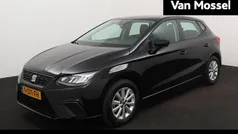 Zwart Gebruikt 2023 Seat Ibiza Style Hatchback | € 15.944 (Eerlijke prijs)
