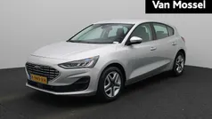 Gebruikt 2022 Ford Focus Style Hatchback | € 18.900 (Eerlijke prijs)