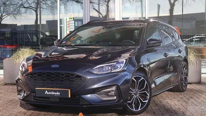 Blauw Occasion 2021 Ford Focus ST-Line Stationwagen | € 17.400 (Eerlijke prijs)