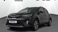 Gebruikt 2025 Kia Stonic Start SUV | € 28.090 (Eerlijke prijs)
