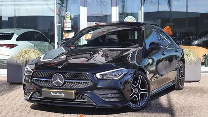 Occasion Mercedes CLA180 AMG line 136 PK (100 kW) 2021 Zwart (metallic) Sedan