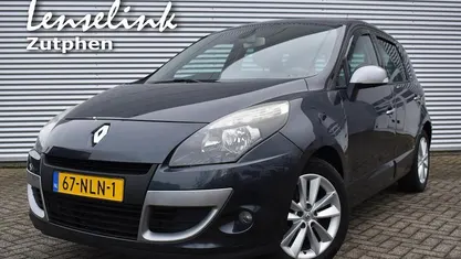Grijs Occasion 2010 Renault Scénic III MPV | € 4.495 (Eerlijke prijs)