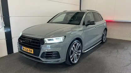 Grijs Occasion 2020 Audi SQ5 SUV | € 59.950 (Eerlijke prijs)