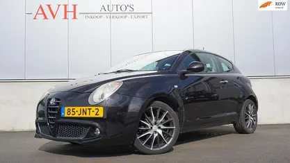 Hatchback Gebruikt 2009 Alfa Romeo MiTo Distinctive Hatchback | € 2.950 (Eerlijke prijs)