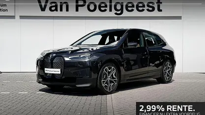 Sophistograu brillianteffect metallic (grijs metallic) Gebruikt 2022 BMW iX Executive SUV | € 43.900 (Eerlijke prijs)