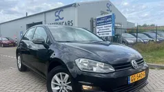 Zwart Gebruikt 2014 VW Golf VII Highline Hatchback | € 8.749 (Eerlijke prijs)