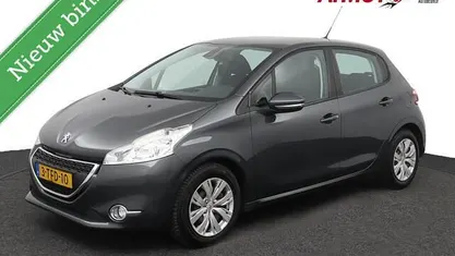 Occasion 2014 Peugeot 208 Allure Hatchback | € 5.250 (Eerlijke prijs)