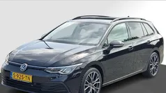 Gebruikt 2023 VW Golf VIII Life Stationwagen | € 23.745 (Eerlijke prijs)