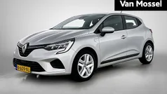Grijs Gebruikt 2021 Renault Clio V Zen Hatchback | € 13.935 (Eerlijke prijs)