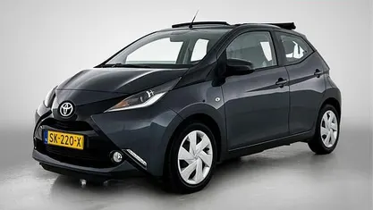 Occasion 2018 Toyota Aygo X-wave Hatchback | € 11.450 (Eerlijke prijs)