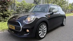 Bruin Gebruikt 2015 Mini ONE Business Hatchback | € 8.799 (Eerlijke prijs)