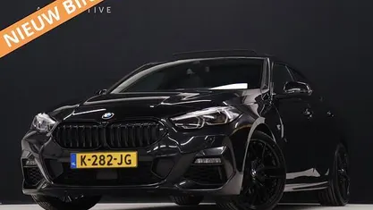 Zwart (metallic) Occasion 2021 BMW 218 M Sport Coupé | € 22.740 (Eerlijke prijs)