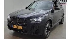 Zwart, metallic lak Gebruikt 2024 BMW iX3 Executive SUV | € 53.900 (Goede deal)