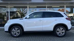Gebruikt 2025 Suzuki Vitara SUV | € 28.750 (Eerlijke prijs)