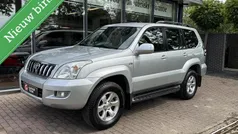 Suv Gebruikt 2005 Toyota Land Cruiser Executive SUV | € 19.950 (Eerlijke prijs)