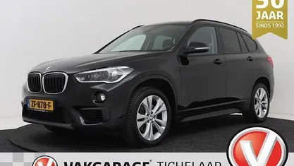 Zwart (metallic) Gebruikt 2019 BMW X1 Executive SUV | € 21.399 (Goede deal)