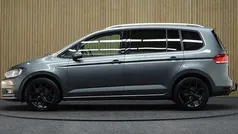 Gebruikt 2017 VW Touran Highline MPV | € 22.950 (Eerlijke prijs)