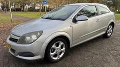 Grijs Gebruikt 2005 Opel Astra GTC Enjoy Hatchback | € 1.250 (Eerlijke prijs)