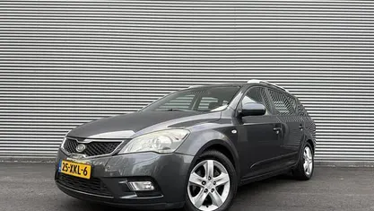 Grijs Gebruikt 2012 Kia Ceed Plus Hatchback | € 3.450 (Goede deal)