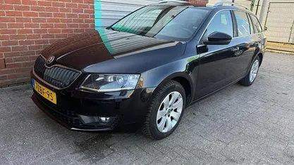 Occasion Skoda Octavia Business Line 110 PK (80 kW) 2014 Hatchback