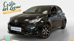 Zwart Gebruikt 2022 Toyota Yaris Executive Hatchback | € 22.850 (Eerlijke prijs)